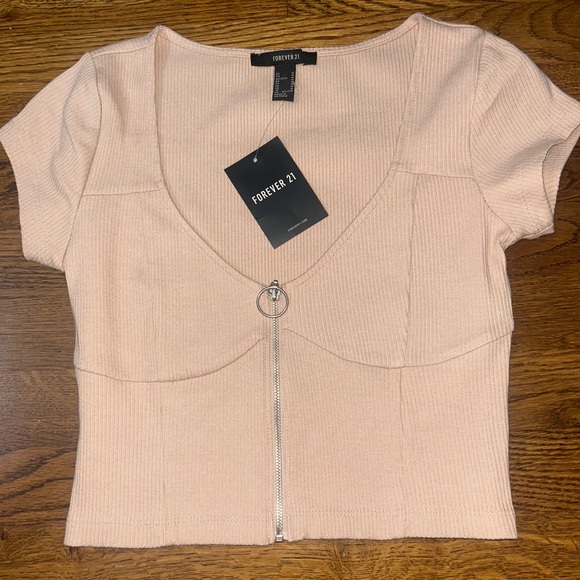 Forever 21 Tops - Forever 21 Blush Ribbed Crop Top with Zipper